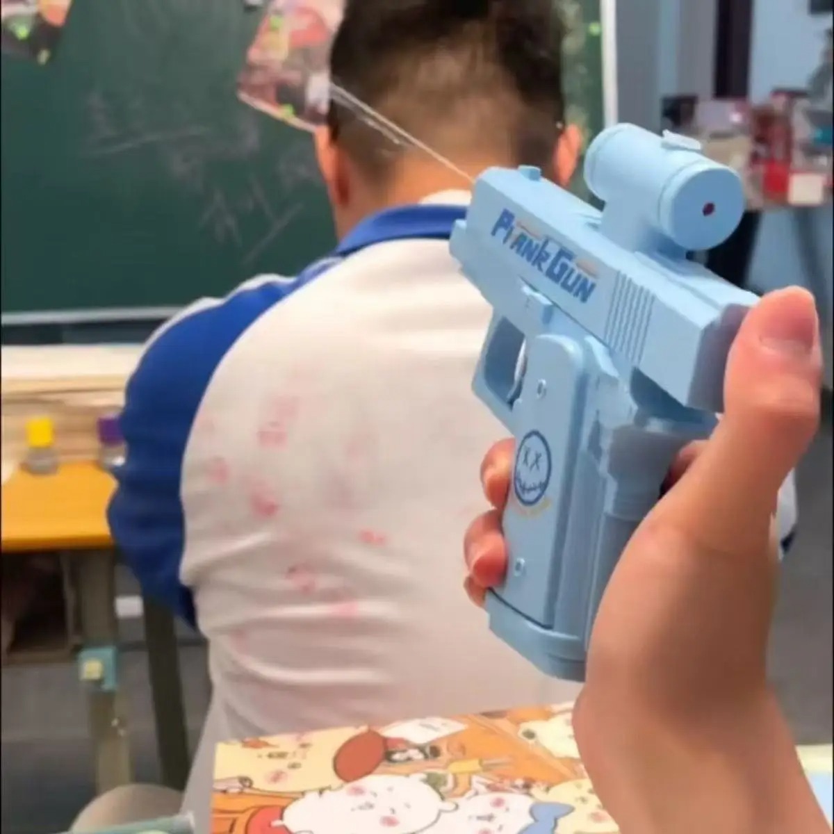 Pistolet à eau inversé double  - Water Gun Soaker avis et prix